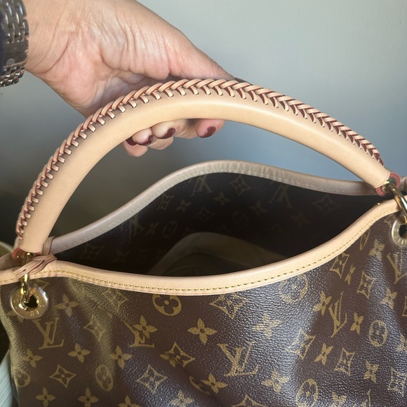 NWOT Louis Vuitton Artsy MM monogram bag - Picture 6 of 6